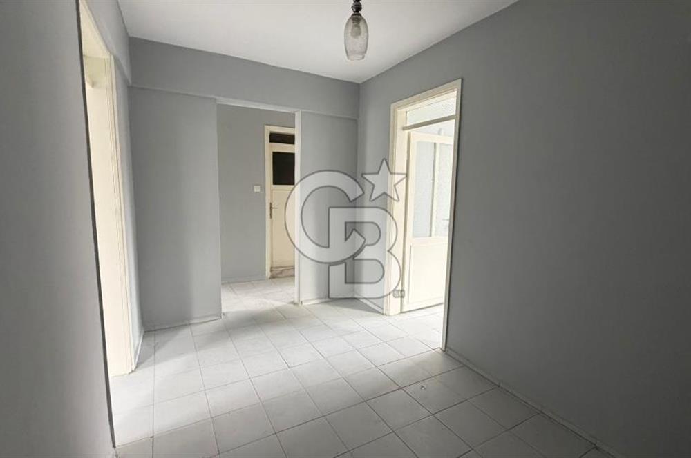 MENDERES CADDESİNE 2 DAKİKA YÜRÜME MESAFESİNDE KİRALIK 2+1 DAİRE