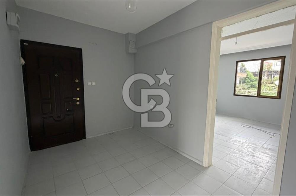 MENDERES CADDESİNE 2 DAKİKA YÜRÜME MESAFESİNDE KİRALIK 2+1 DAİRE