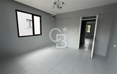 MENDERES CADDESİNE 2 DAKİKA YÜRÜME MESAFESİNDE KİRALIK 2+1 DAİRE