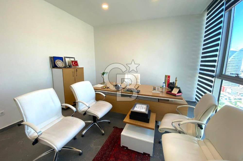 ÇUKURAMBAR PLAZADA YÜKSEK KAT YAPILI 110 M2 , 2+1 KİRALIK OFİS