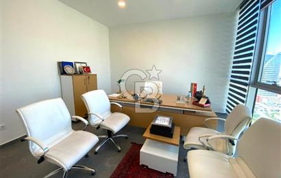 ÇUKURAMBAR PLAZADA YÜKSEK KAT YAPILI 110 M2 , 2+1 KİRALIK OFİS