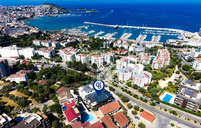 Kuşadası Marina'da Müstakil havuzlu lüks 1+1 Kiralık Daire