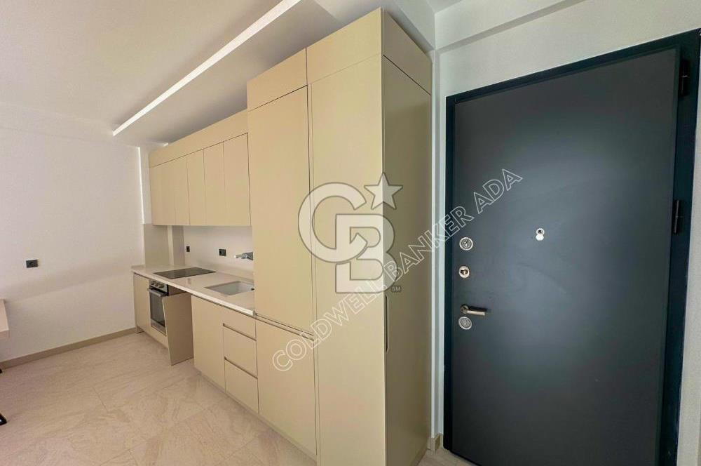 Kuşadası Marina'da Müstakil havuzlu lüks 1+1 Kiralık Daire