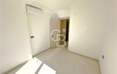 Kuşadası Marina'da Müstakil havuzlu lüks 1+1 Kiralık Daire