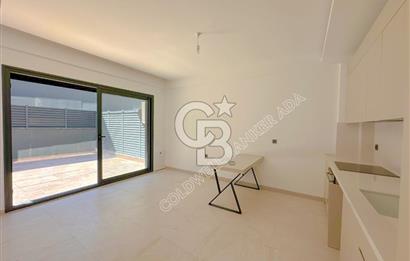 Kuşadası Marina'da Müstakil havuzlu lüks 1+1 Kiralık Daire