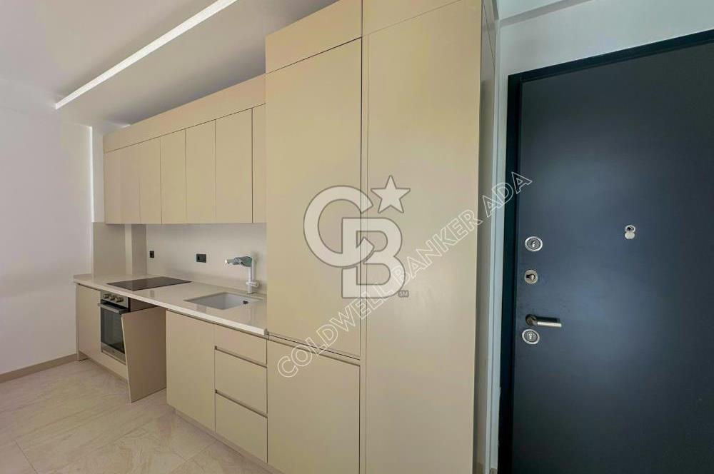 Kuşadası Marina'da Müstakil havuzlu lüks 1+1 Kiralık Daire