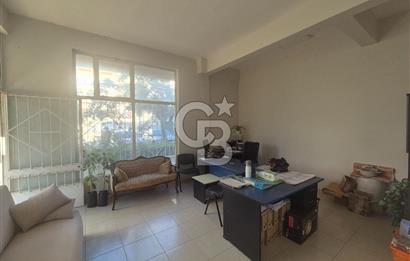 Balçova 3 Nolu Aile Sağlığı Merkezi Karşısında 50 m2 Dükkan