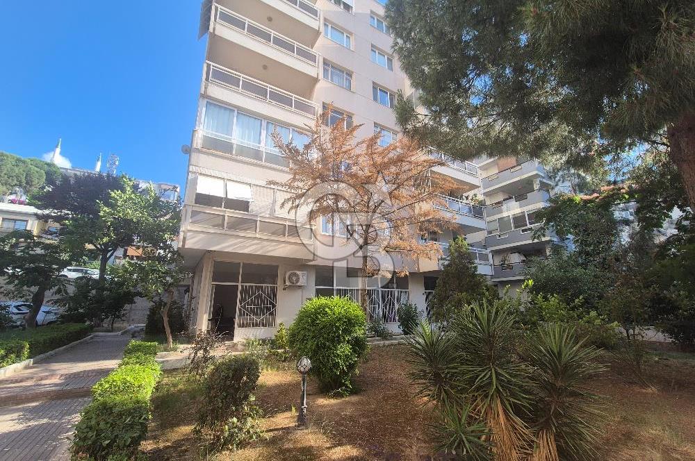 Balçova 3 Nolu Aile Sağlığı Merkezi Karşısında 50 m2 Dükkan
