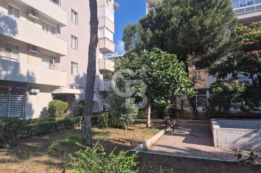 Balçova 3 Nolu Aile Sağlığı Merkezi Karşısında 50 m2 Dükkan