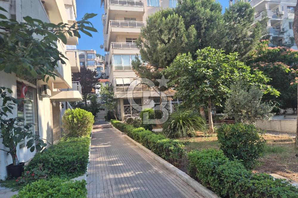 Balçova 3 Nolu Aile Sağlığı Merkezi Karşısında 50 m2 Dükkan