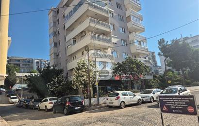 Balçova 3 Nolu Aile Sağlığı Merkezi Karşısında 50 m2 Dükkan