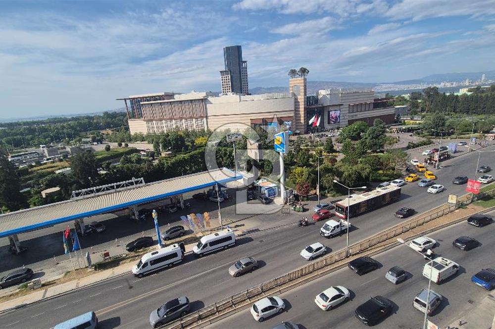 Fahrettin Altay Metro Yanında Deniz Manzaralı Tam Tadilatlı 3+1