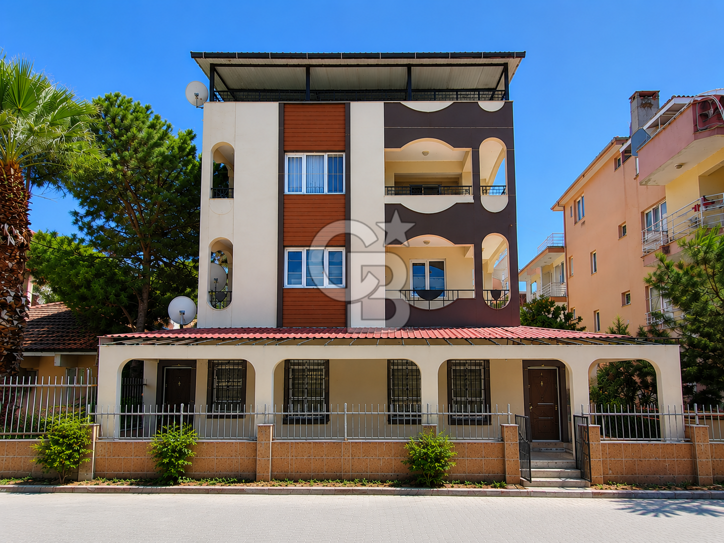 AYVALIK SARIMSAKLI'DA MERKEZİ KONUMDA SATILIK 3+1 DUBLEKS DAİRE