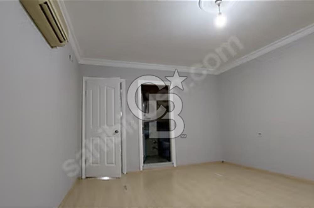 MENEMEN MERKEZDE EBEVEYN BANYOLU DOĞAL GAZLI 4+1