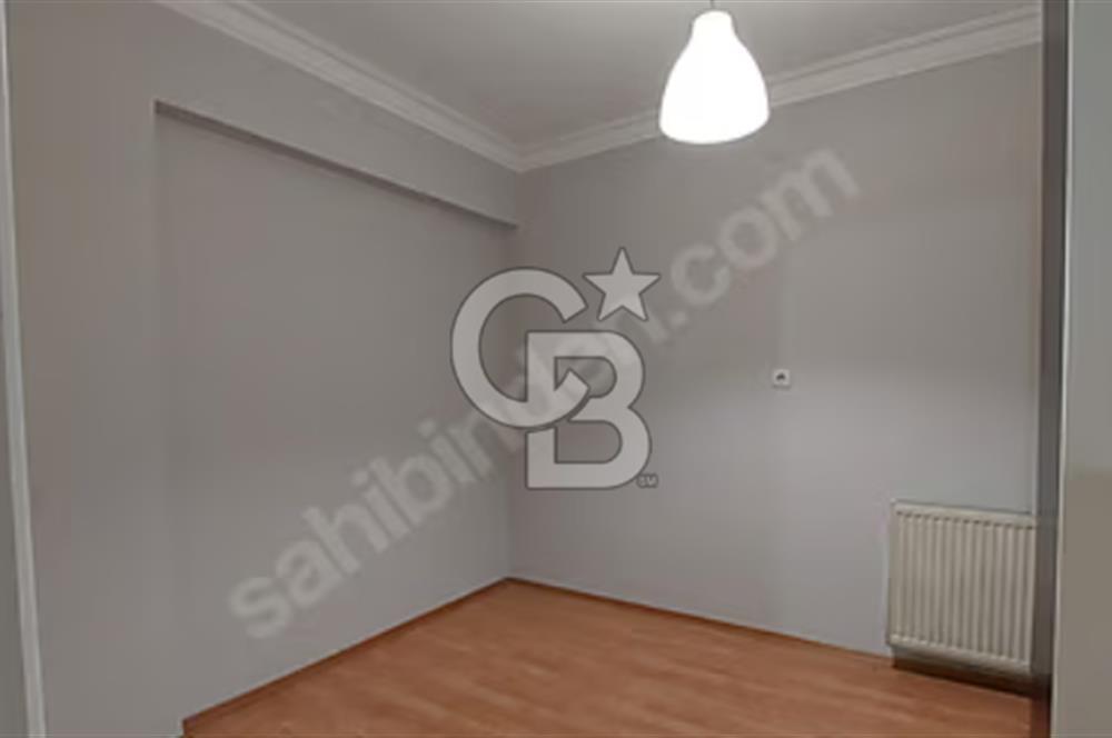MENEMEN MERKEZDE EBEVEYN BANYOLU DOĞAL GAZLI 4+1