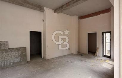 BAĞDAT CADDESİNDE ÖN KULLANIMLI KİRALIK DÜKKAN