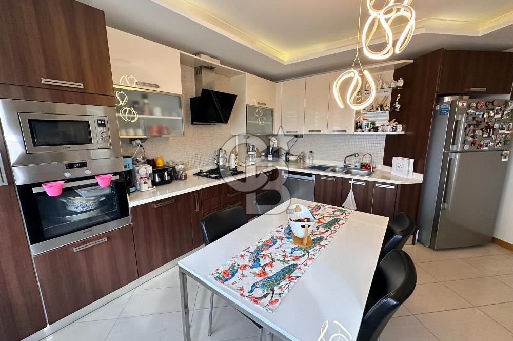 NUSRET ÖZTÜRK'TEN - NİSH ADALAR SİTESİ 3+1 A SATILIK LÜKS DAİRE