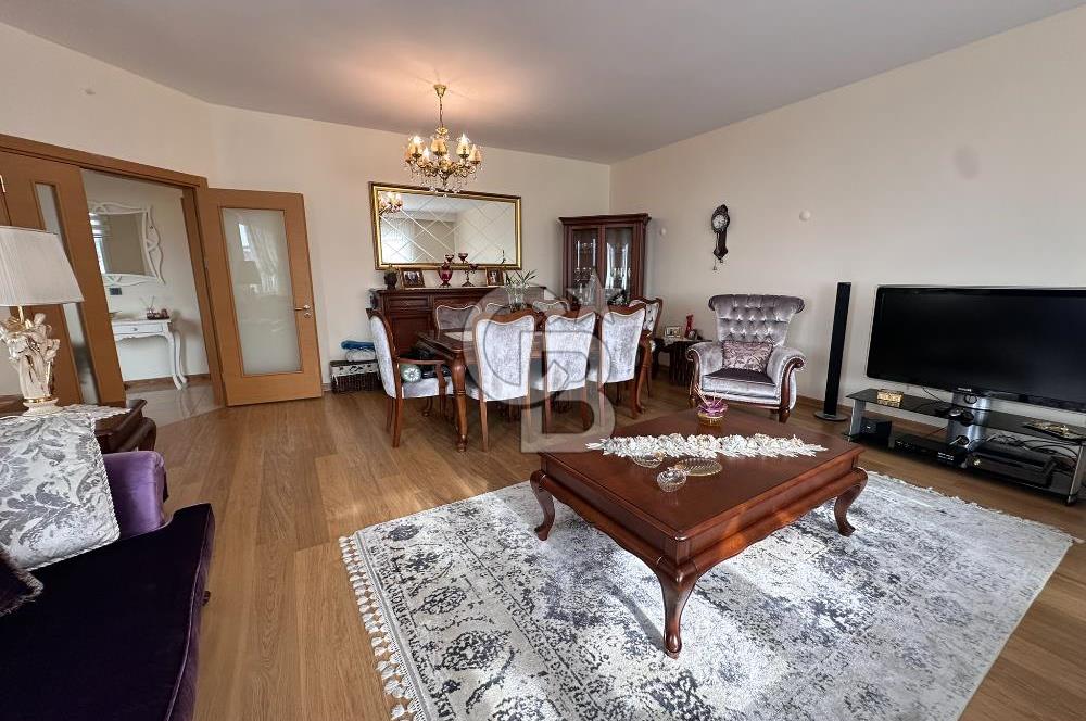 NUSRET ÖZTÜRK'TEN - NİSH ADALAR SİTESİ 3+1 A SATILIK LÜKS DAİRE