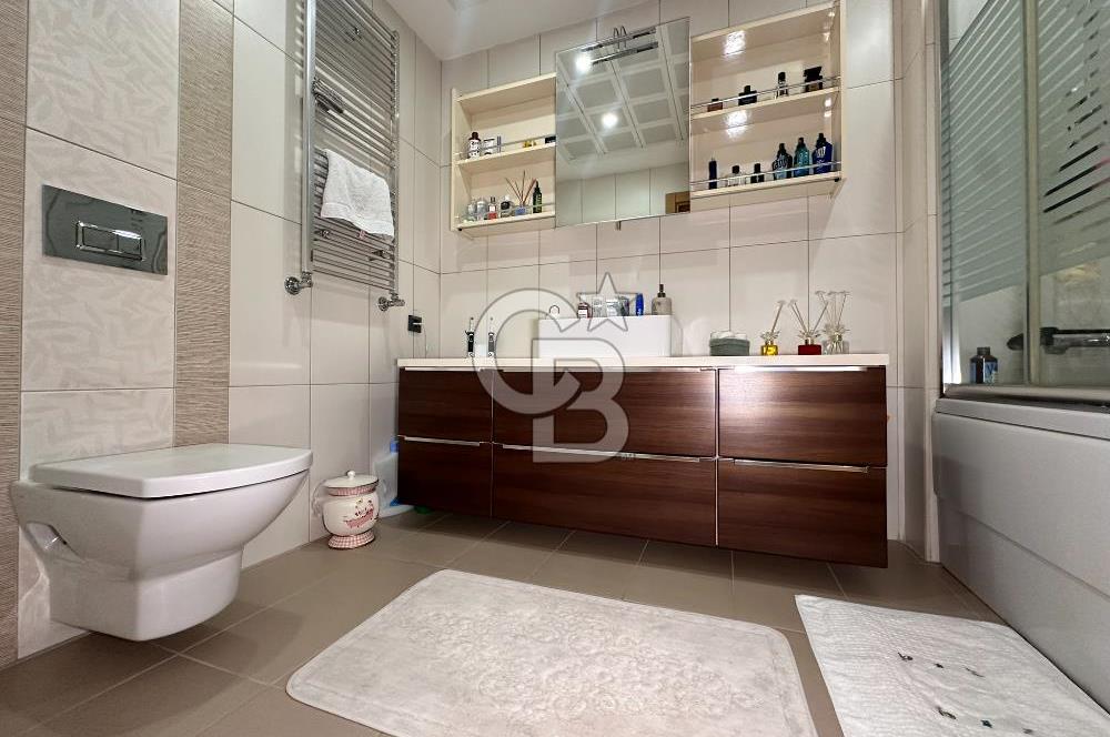 NUSRET ÖZTÜRK'TEN - NİSH ADALAR SİTESİ 3+1 A SATILIK LÜKS DAİRE