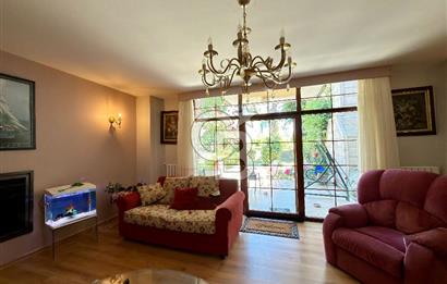 Bahçeşehir Merkezde Akasya Evleri'nde Satılık 4+2 Tripleks Villa