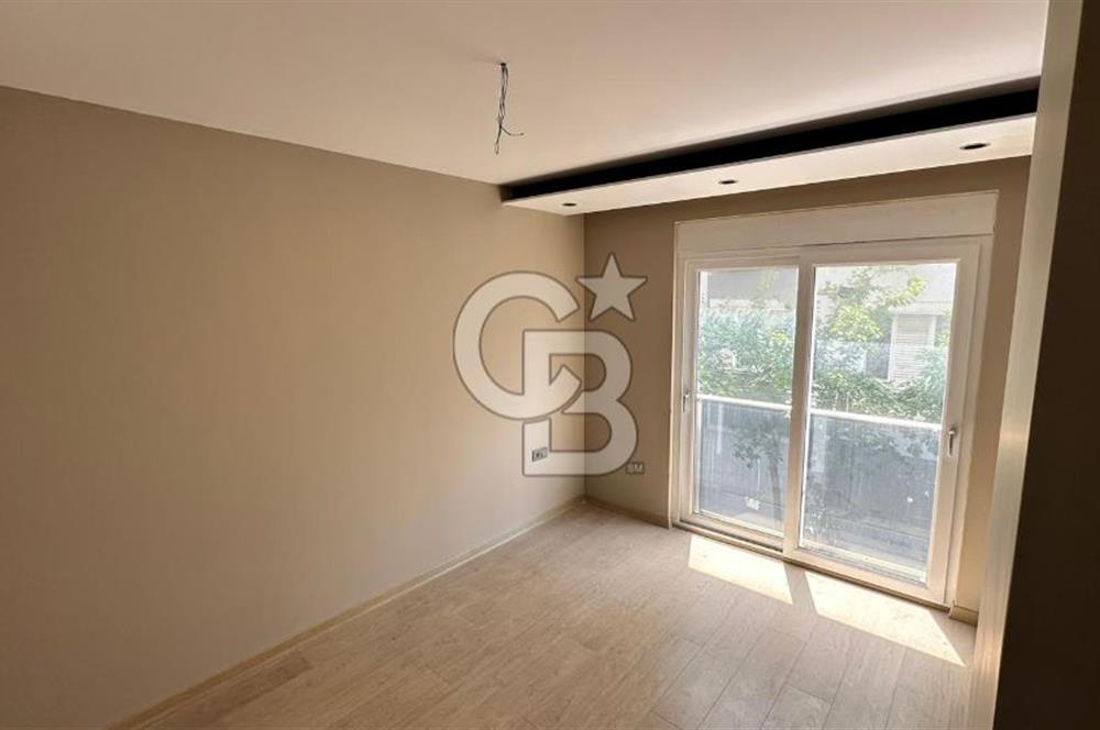 Konyaaltı Liman'da Sıfır, Havuzlu, Yerden Isıtmalı 2+1 Daire