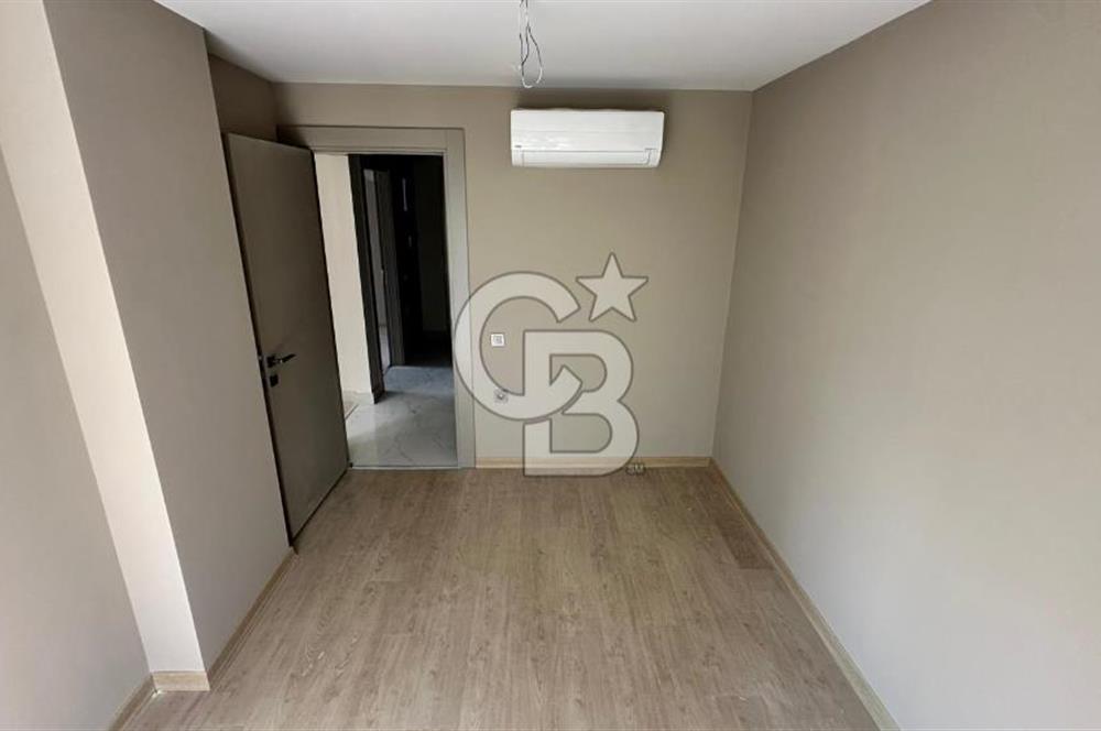 Konyaaltı Liman'da Sıfır, Havuzlu, Yerden Isıtmalı 2+1 Daire