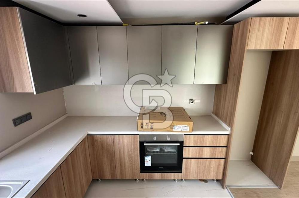 Konyaaltı Liman'da Sıfır, Havuzlu, Yerden Isıtmalı 2+1 Daire