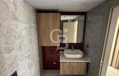 Konyaaltı Liman'da Sıfır, Havuzlu, Yerden Isıtmalı 2+1 Daire