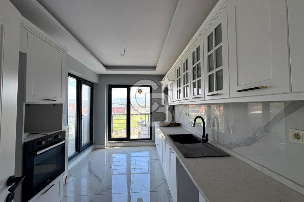 ÇANAKKALE KARACAÖREN DE SATILIK SİTE İÇİ KAPALI MUTFAK 3+1