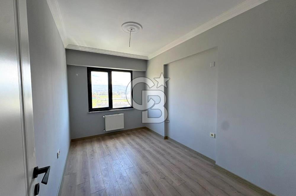 ÇANAKKALE KARACAÖREN DE SATILIK SİTE İÇİ KAPALI MUTFAK 3+1