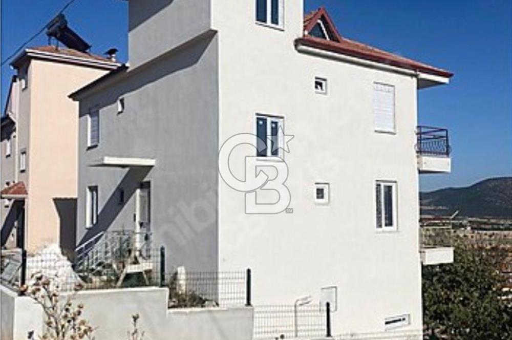 450 m² Arsa İçinde Muhteşem Teras Manzaralı Satılık Müstakil Ev