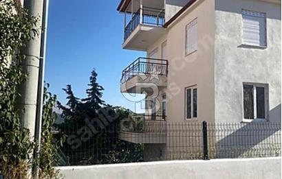 450 m² Arsa İçinde Muhteşem Teras Manzaralı Satılık Müstakil Ev