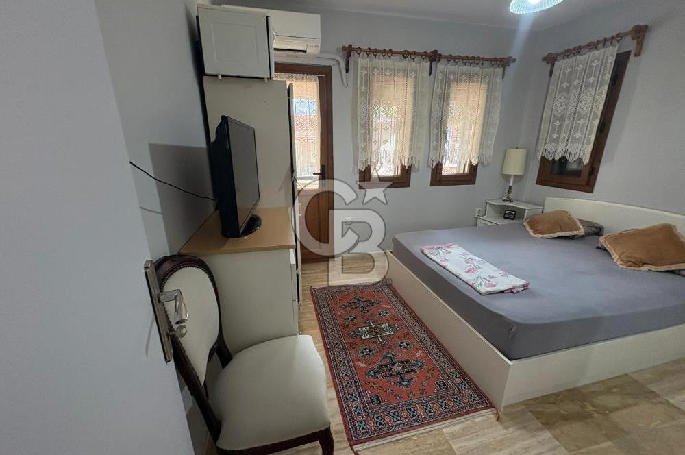İZMİR FOÇA ERGEN SİTESİNDE MUHTEŞEM LOKASYONDA SATILIK 3+1 VİLLA