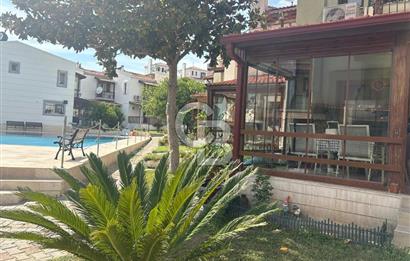 İZMİR FOÇA ERGEN SİTESİNDE MUHTEŞEM LOKASYONDA SATILIK 3+1 VİLLA