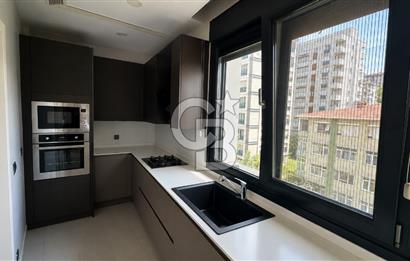 YEŞİL BAHAR SK'TA KATTA TEK BUTİK BİNADA 120M2 BALKONLU DAİRE