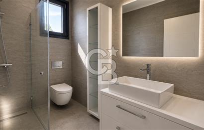 YEŞİL BAHAR SK'TA KATTA TEK BUTİK BİNADA 120M2 BALKONLU DAİRE