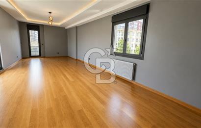 YEŞİL BAHAR SK'TA KATTA TEK BUTİK BİNADA 120M2 BALKONLU DAİRE