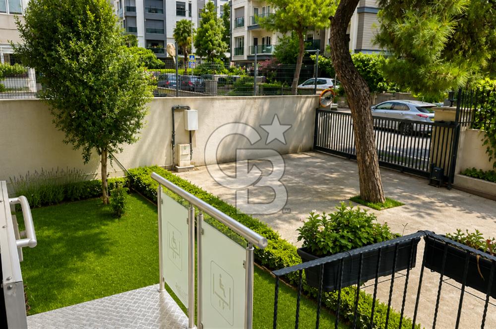 YEŞİL BAHAR SK'TA KATTA TEK BUTİK BİNADA 120M2 BALKONLU DAİRE