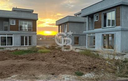 Balıkesir Gömeç’te Natamam Satılık Villa