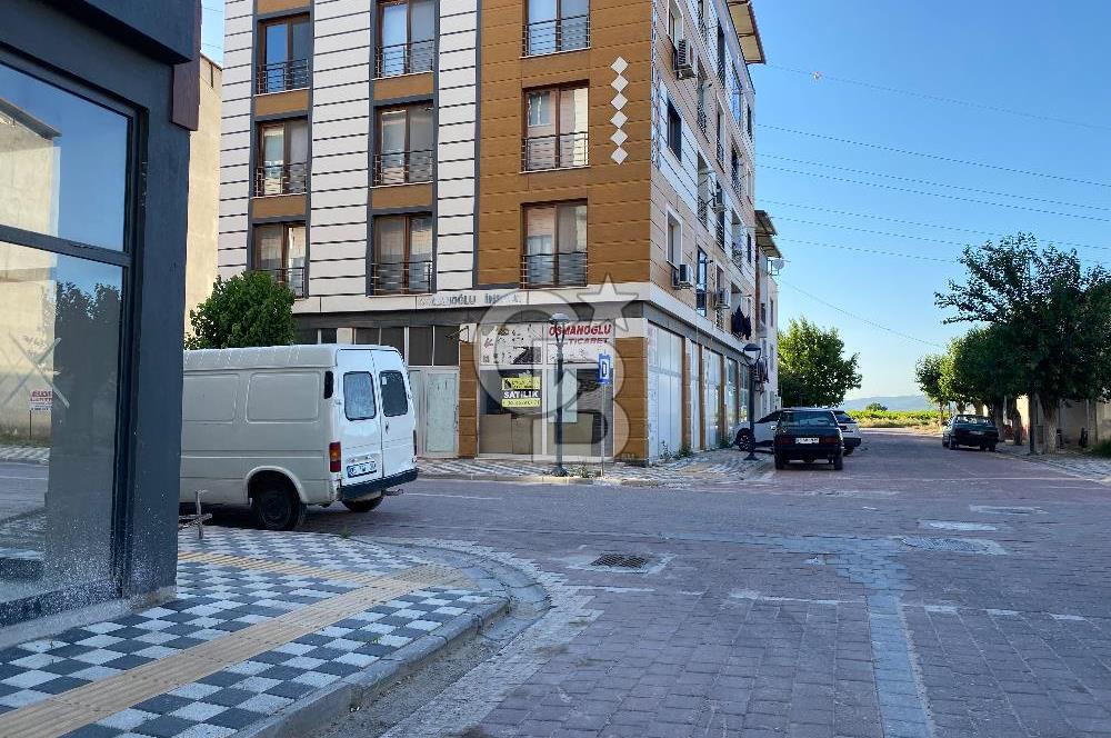 Saruhanlı köşe dükkan