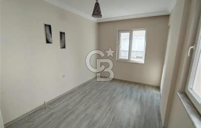 Efeler Okullar bölgesinde Satılık ara kat 3+1 Ayrı Mutfak Daire