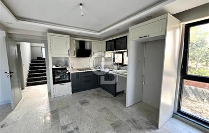 Çanakkale Erenköyde Deniz Manzaralı Sıfır 4+1 villa