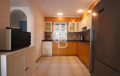 ÇEŞME ALAÇATI'DA HAVUZLU BUTİK SİTE İÇERİSİNDE 3+1 SATILIK VİLLA