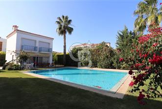 ÇEŞME ALAÇATI'DA HAVUZLU BUTİK SİTE İÇERİSİNDE 3+1 SATILIK VİLLA - 6 - 354138