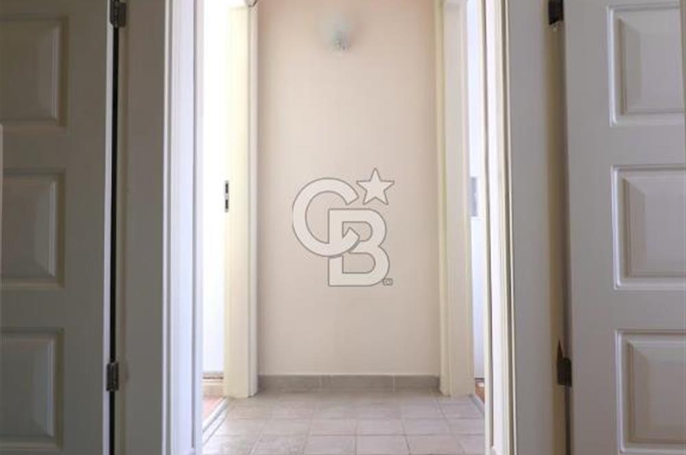 ÇEŞME ALAÇATI'DA HAVUZLU BUTİK SİTE İÇERİSİNDE 3+1 SATILIK VİLLA
