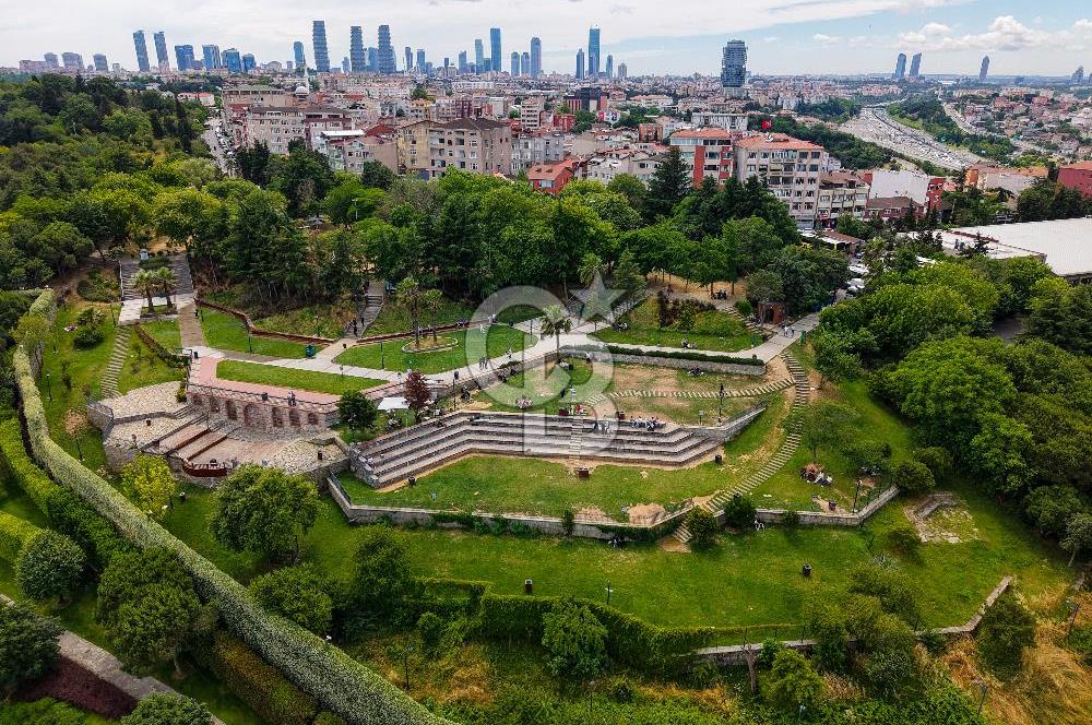 Fırsat Hisarüstü Satılık İş Merkezi