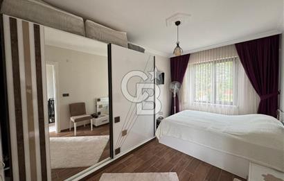 GÖLYAKADA GÖL VE DOĞA MANZARASINA HAKİM ÖZEL YAŞAM FIRSATI !.