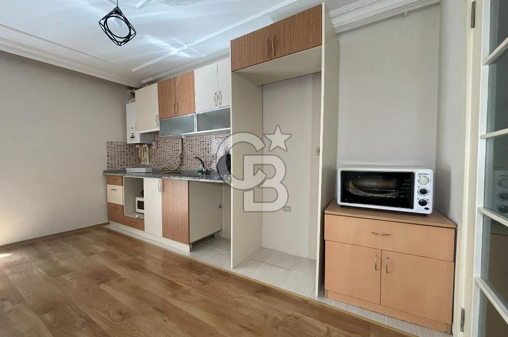 ZÜMRÜTEVLER TÜLİN CADDESİ YANI METROYA YAKIN SATILIK BOŞ 2+1