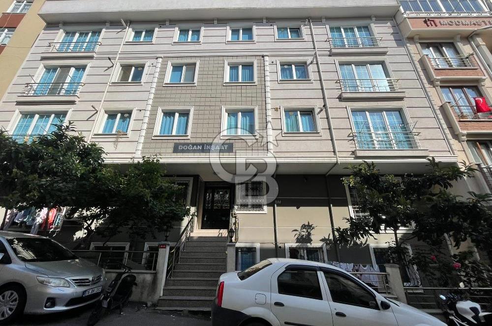 ZÜMRÜTEVLER TÜLİN CADDESİ YANI METROYA YAKIN SATILIK BOŞ 2+1