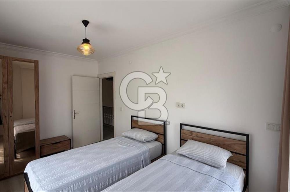 ALAÇATI MERKEZDE HAVUZLU 3+1 VİLLA